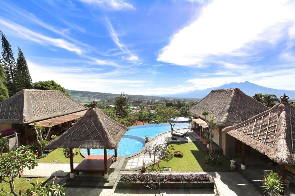 Puri Bali Stania, Cisarua West Java Cilama Eksteriør billede